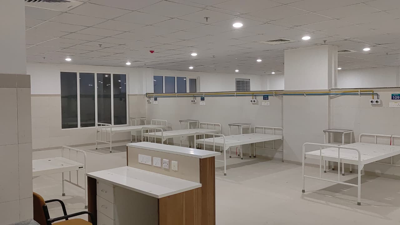 Hospital ward fit-out — bed-head panels & medical gas lines